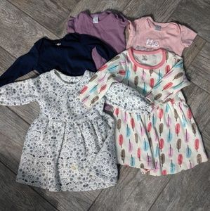 Lot of baby girls clothes